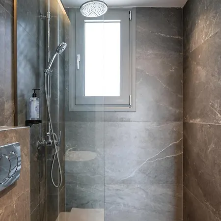 9 Doors شقة فندقية