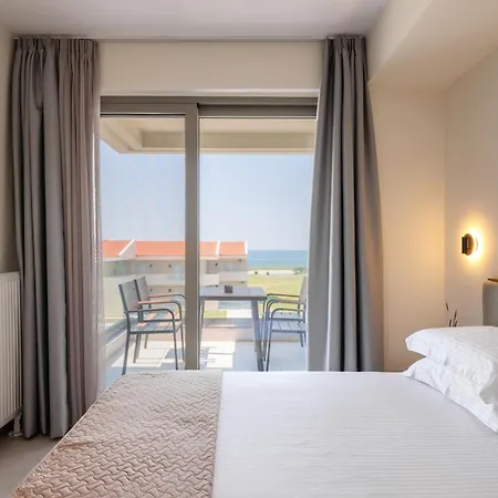 Aparthotel 9 Doors 4*