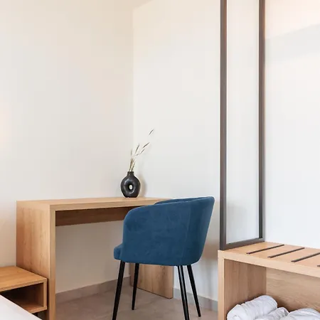 9 Doors 4* Peraía