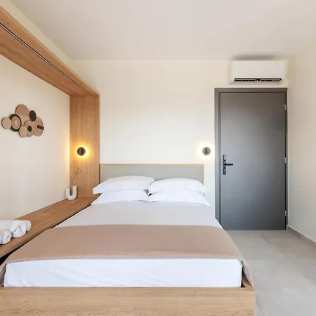 9 Doors 4* Peraía
