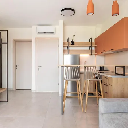 9 Doors Aparthotel
