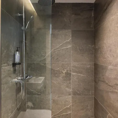 9 Doors Peraia (Thessaloniki)