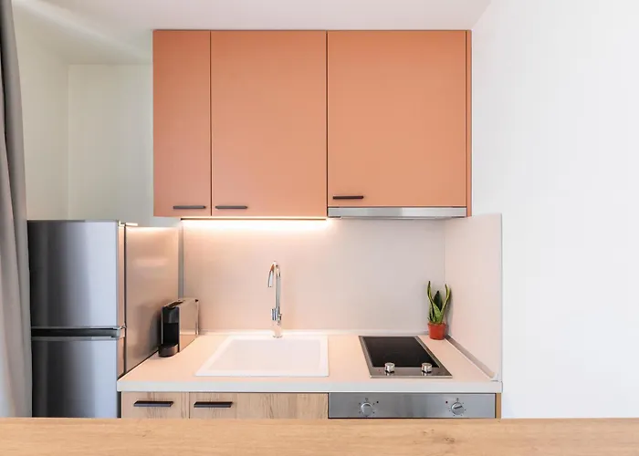 Hotel de apartamente 9 Doors Peraía