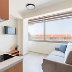 公寓式酒店 9 Doors 4*