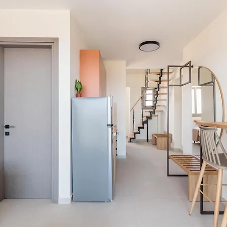 9 Doors 4* Peraía