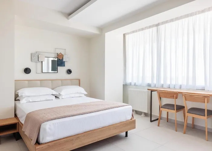 9 Doors アパートホテル Peraía